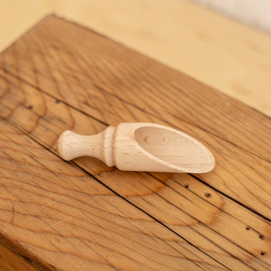 Pelle à café en bois 9cm