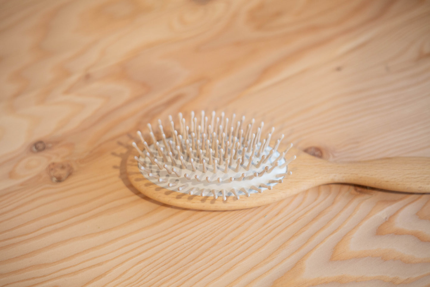 Brosse à cheveux ovale 9 rangées