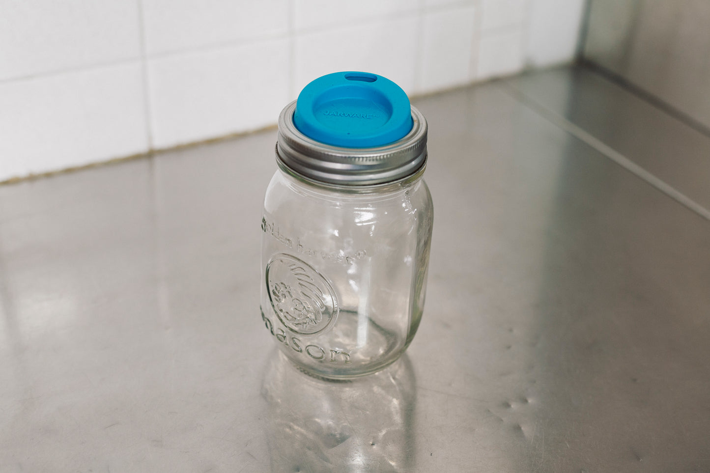 Petit couvercle en silicone pour pot masson