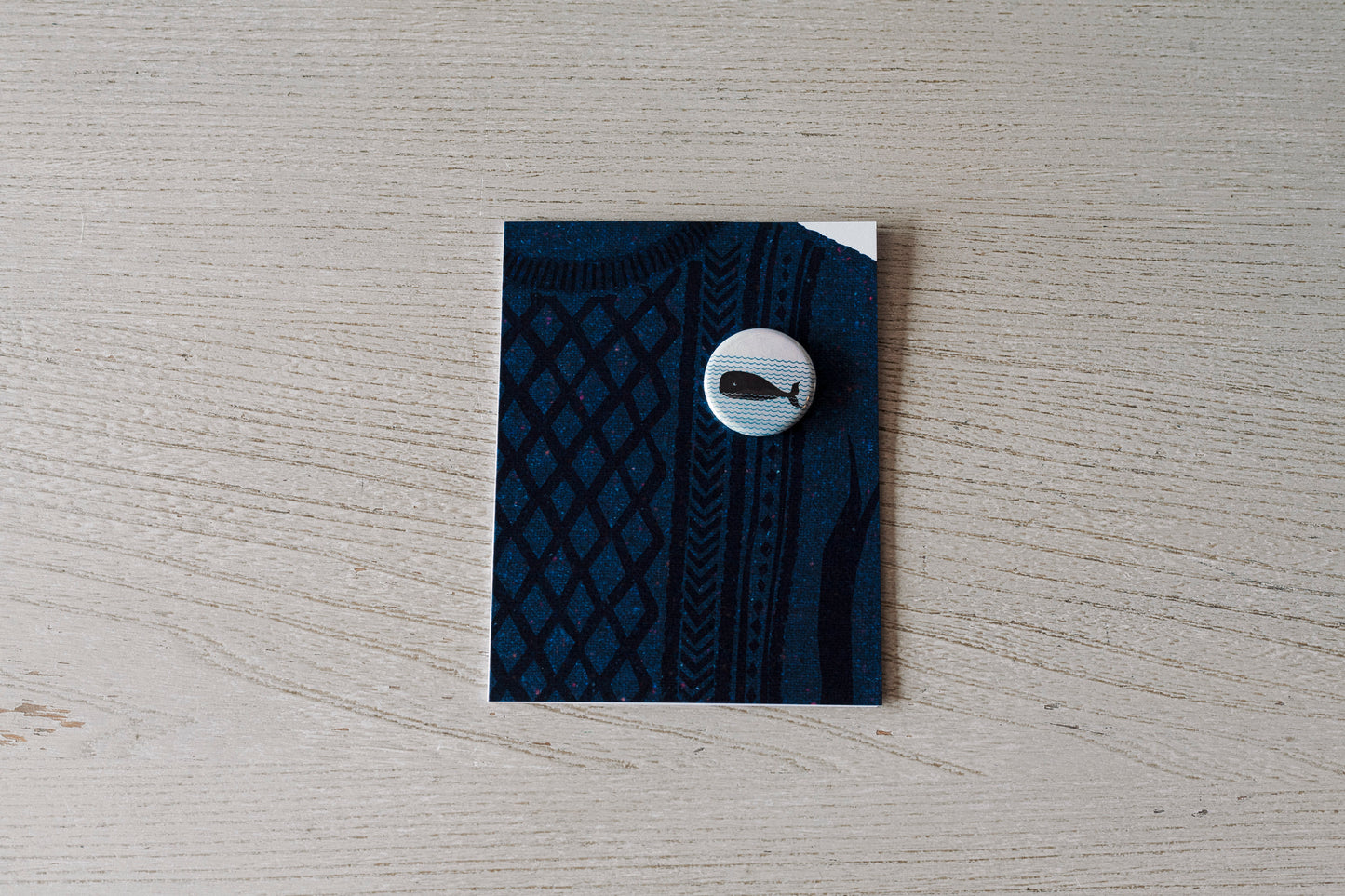 carte avec épingle tricot marin