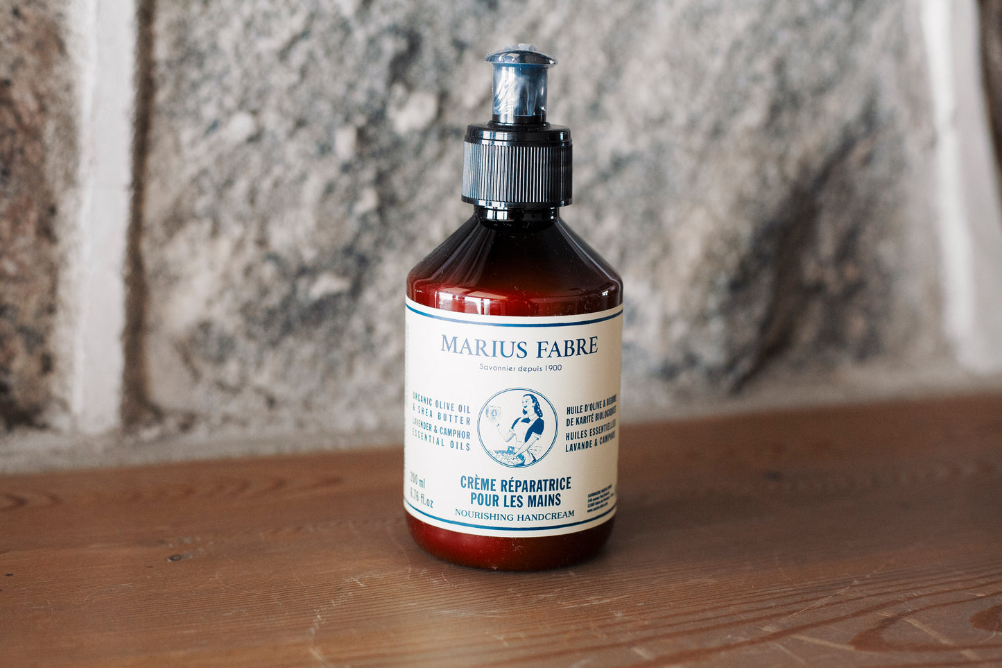 Pompe de crème réparatrice pour mains lavande