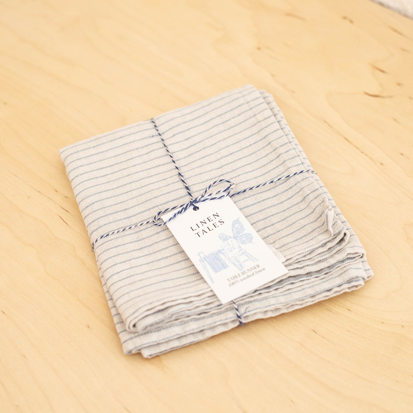 Chemin de table en lin gris rayé 16x59po