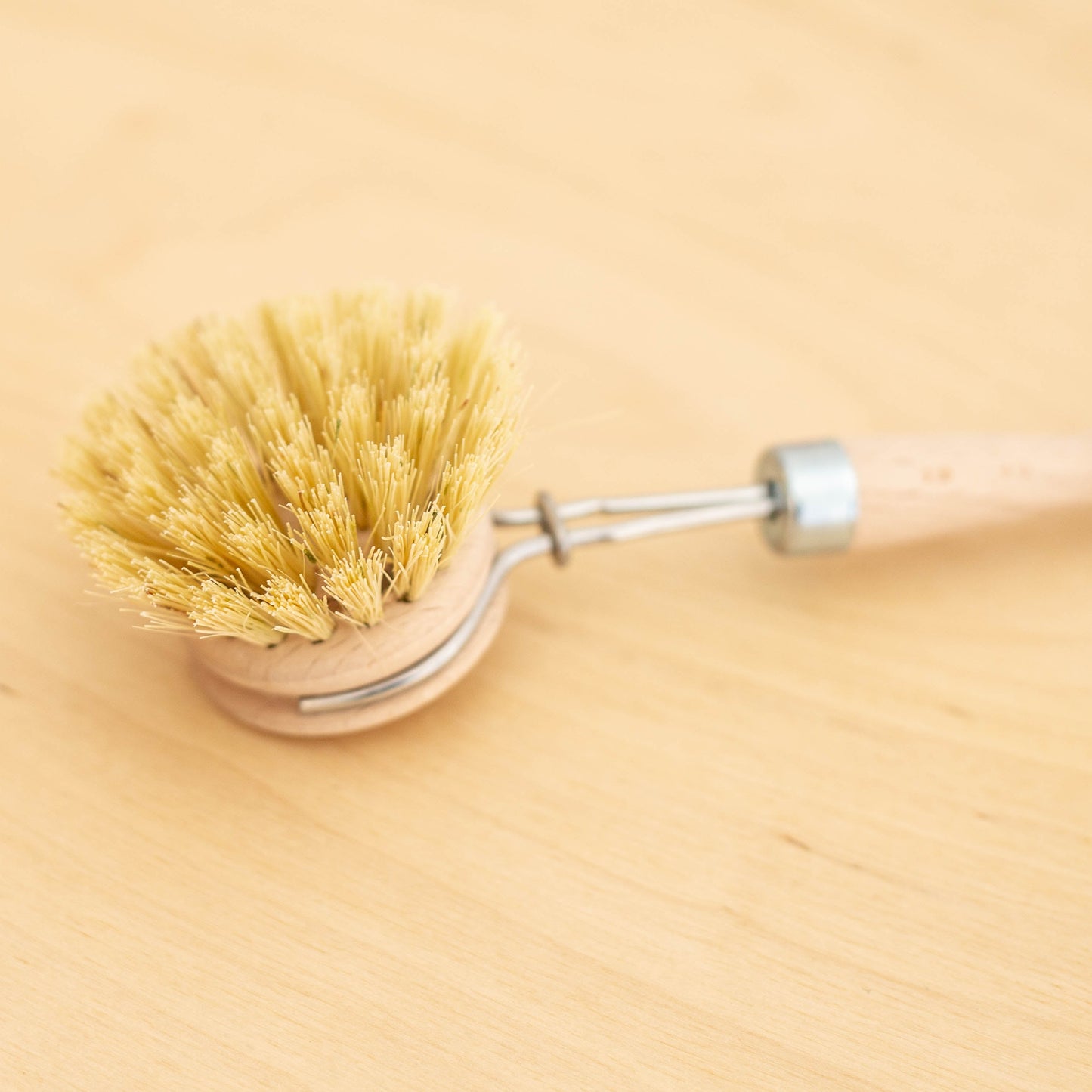 Brosse à vaisselle avec manche 5cm