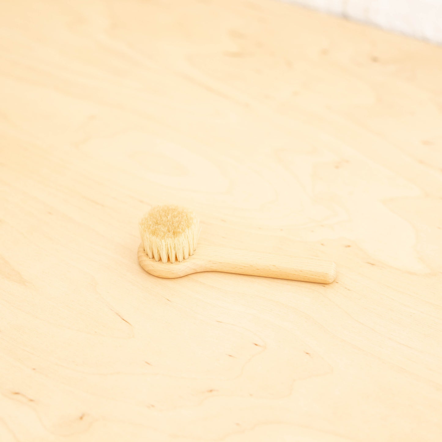 Brosse à champignons avec poignée