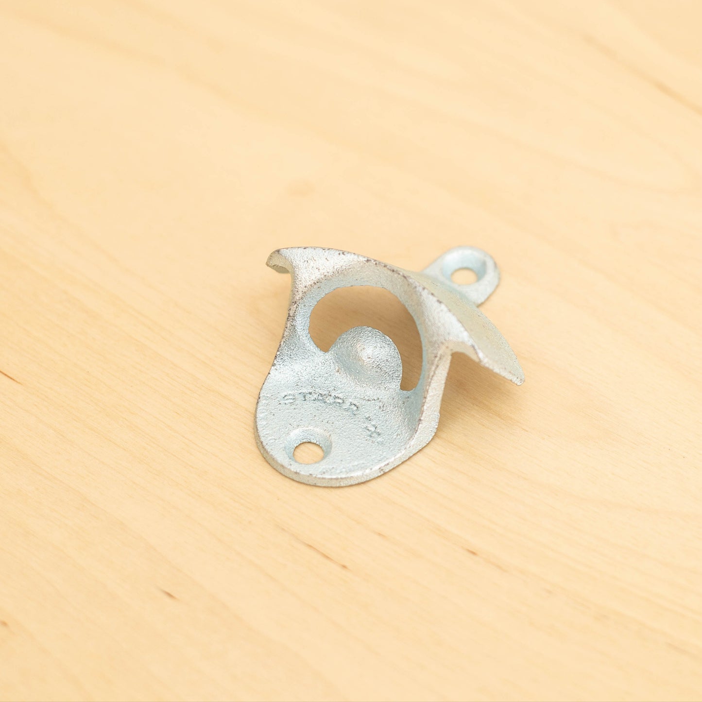 Décapsuleur mural Starr