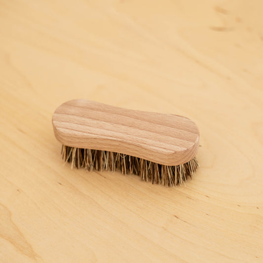 Petite brosse à récurer