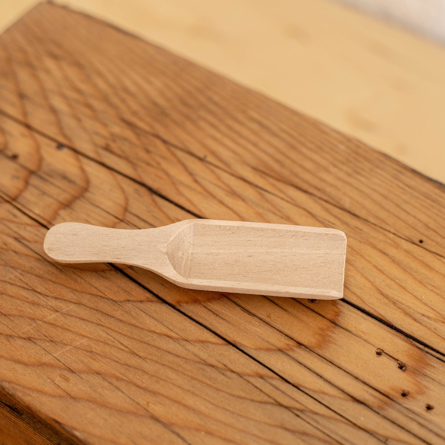 Pelle à épices en bois 11cm