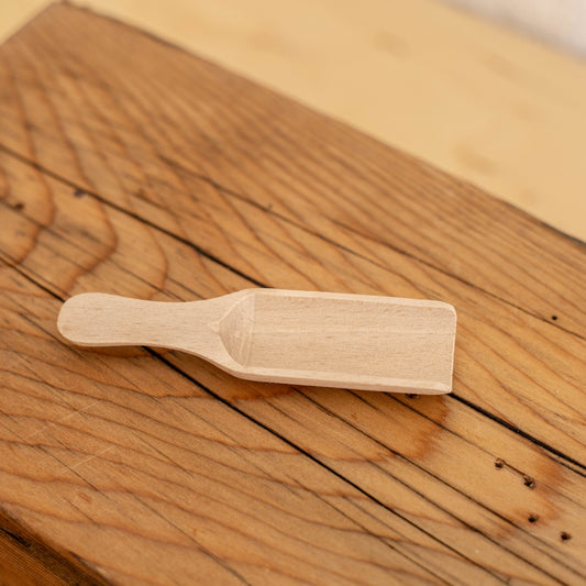 Pelle à épices en bois 11cm