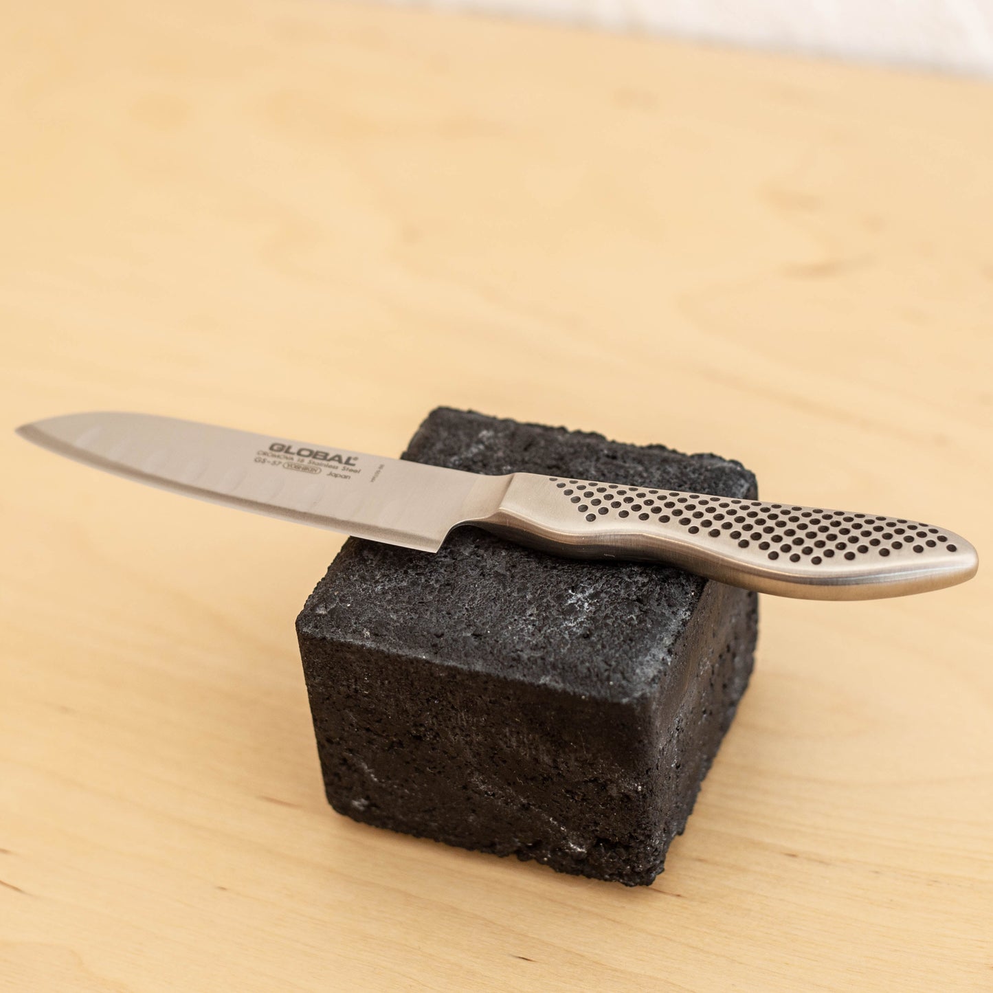 Couteau mini Santoku alvéolé GS57 Global