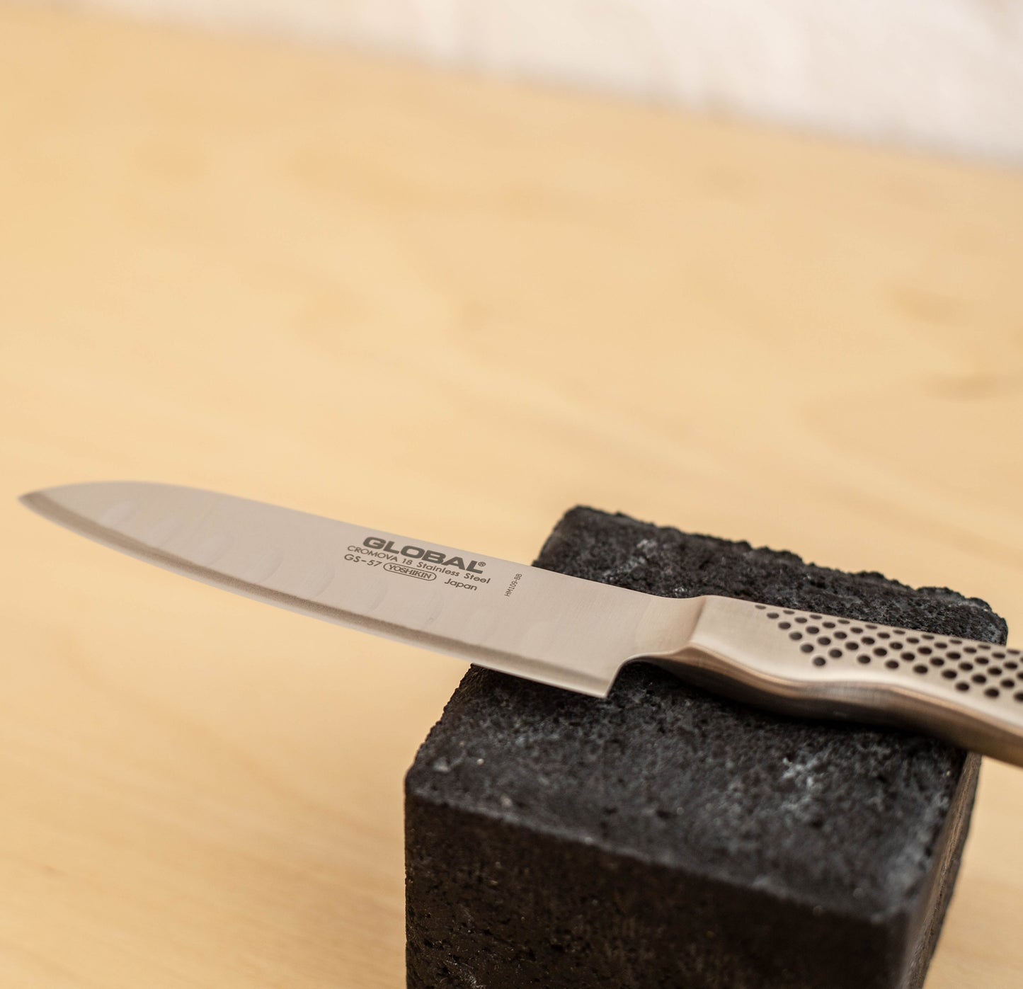 Couteau mini Santoku alvéolé GS57 Global