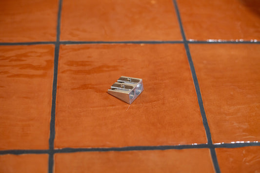 Taille crayon double en acier