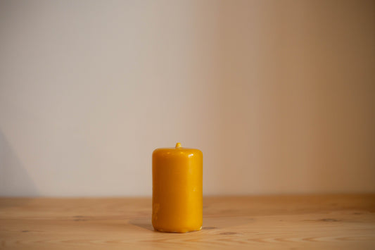 Pilier large en cire d'abeille