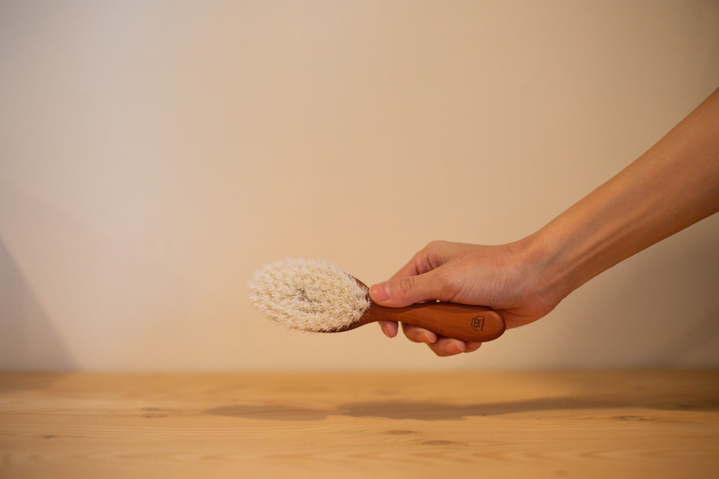 Brosse à cheveux pour bébé