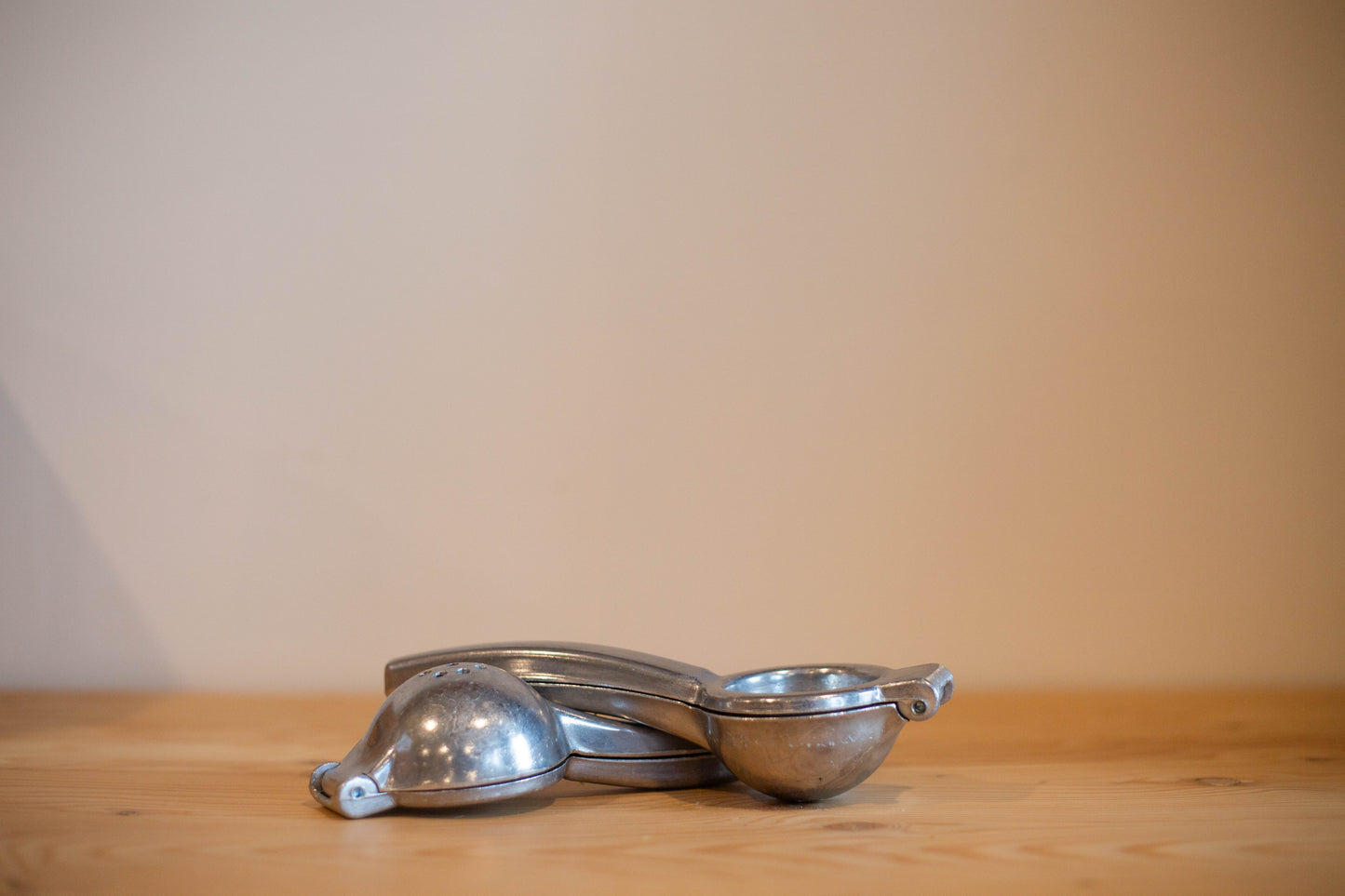 Presse-agrumes aluminium