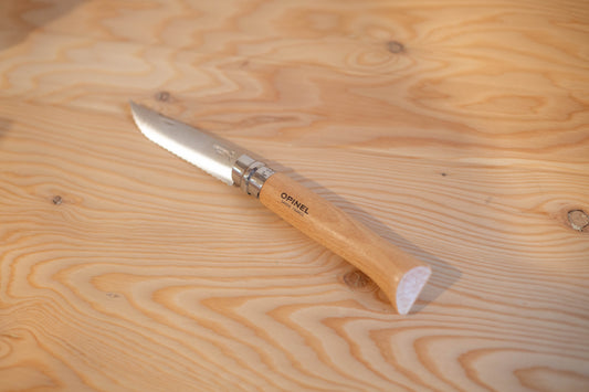 Couteau pliant cranté no12