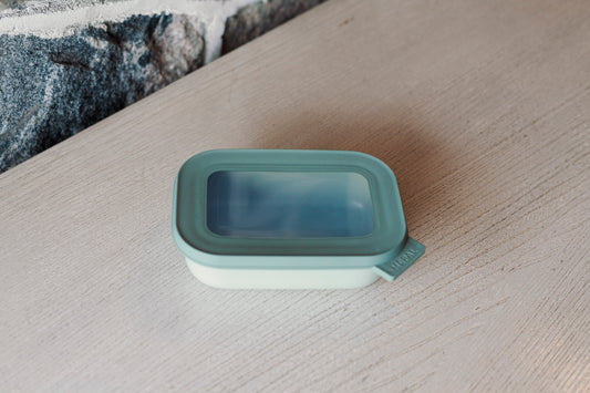 Plat rectangulaire Mepal 500 ml/17 oz sauge nordique